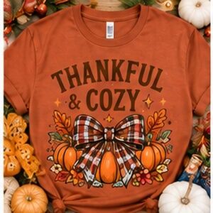 Thankful & Cozy Gildan Graphic Tee